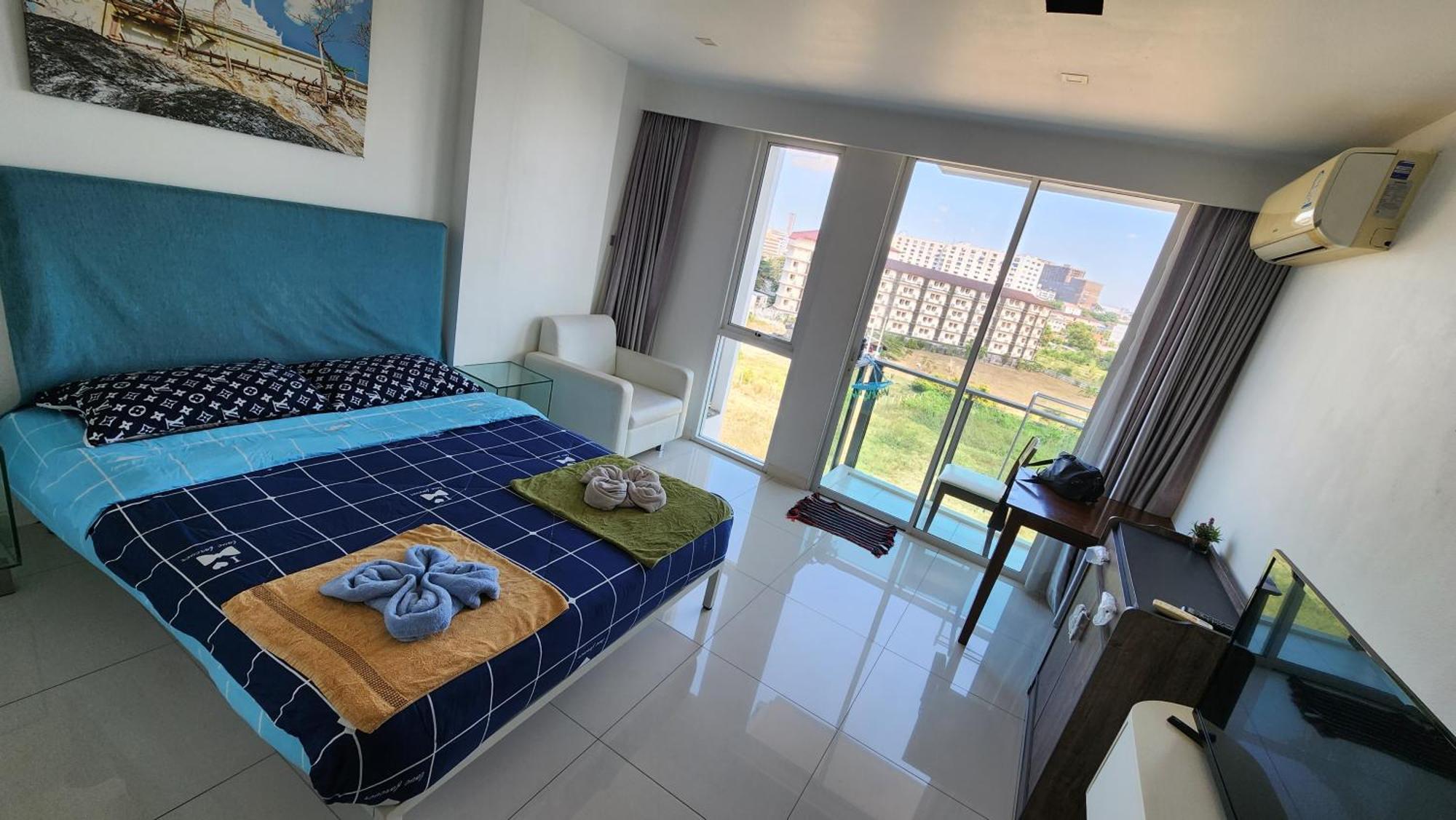 City Center Residentes Ccr Pattaya Y Exterior photo