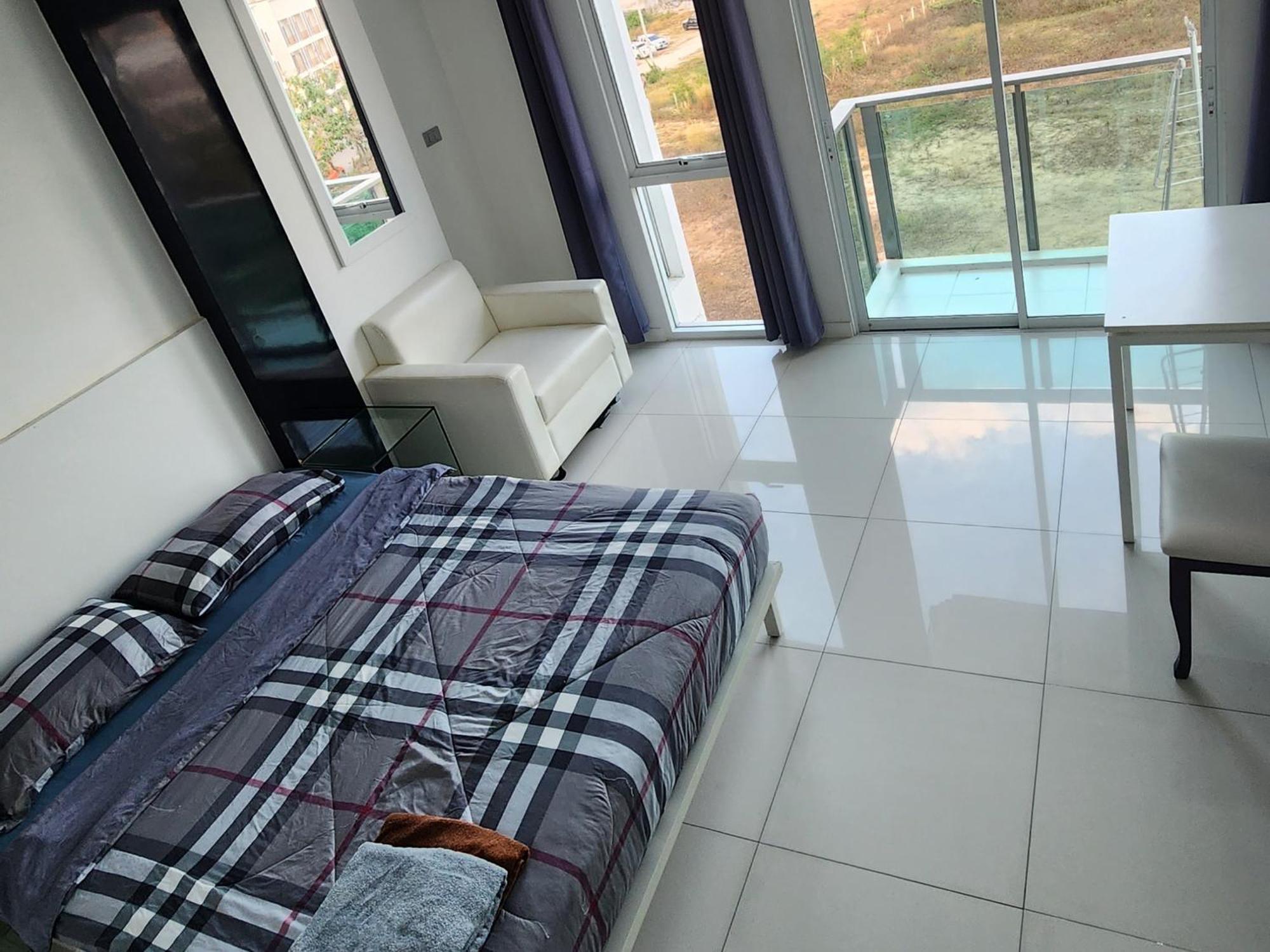 City Center Residentes Ccr Pattaya Y Exterior photo