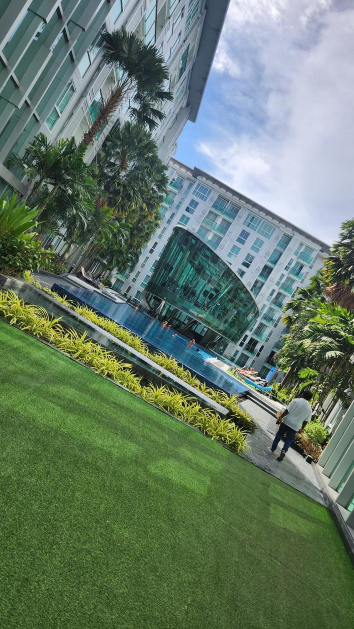 City Center Residentes Ccr Pattaya Y Exterior photo