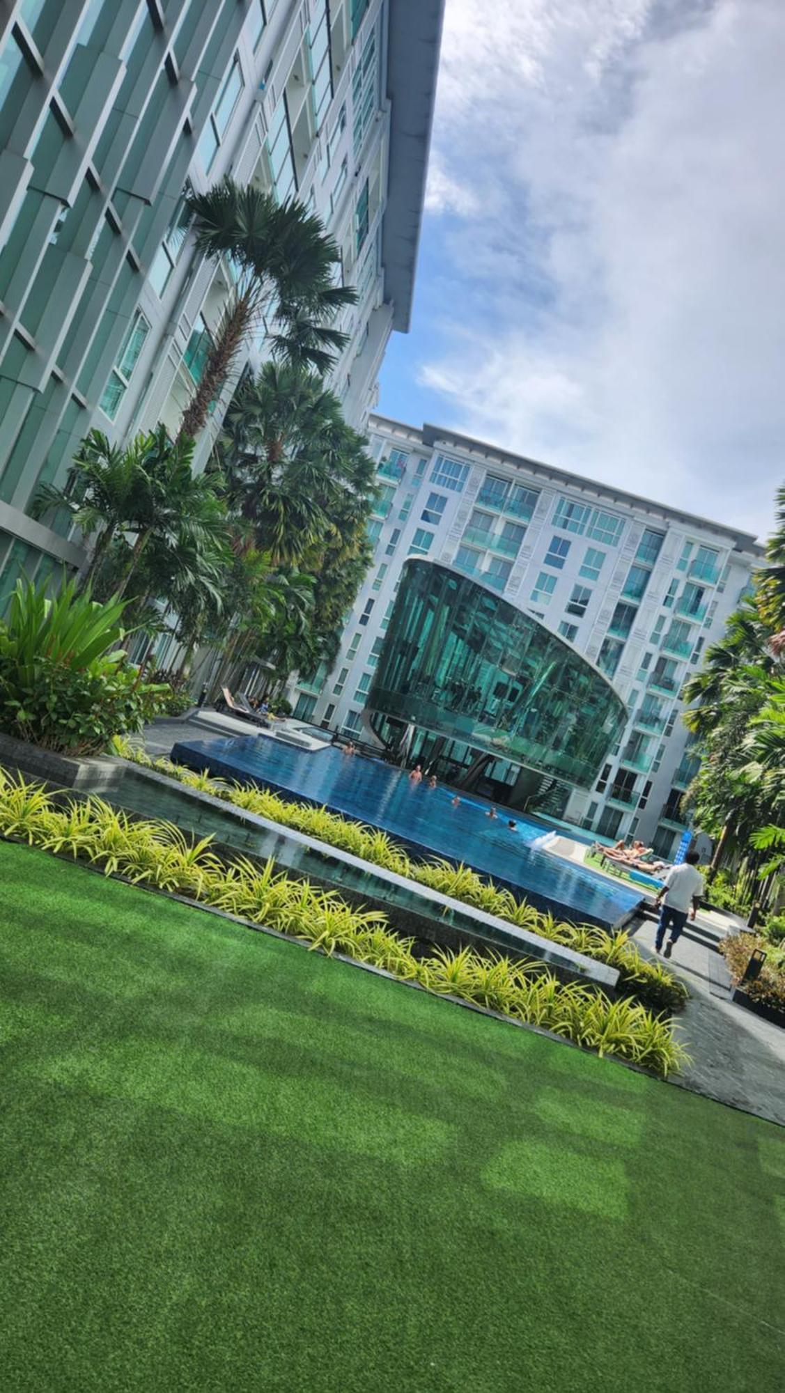 City Center Residentes Ccr Pattaya Y Exterior photo